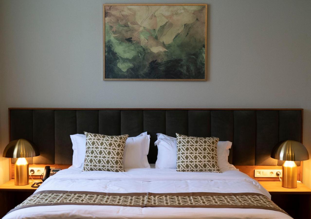 Grand Opera Hotel Kutaisi Dış mekan fotoğraf