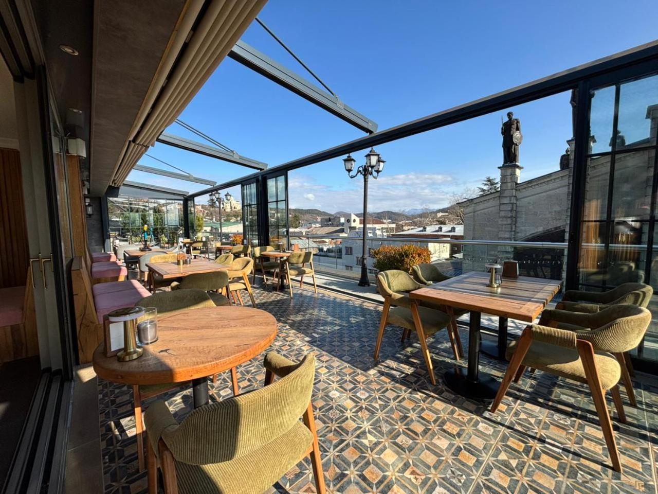 Grand Opera Hotel Kutaisi Dış mekan fotoğraf